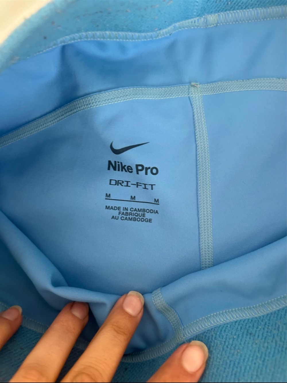 Nike Women’s Light Blue Performance Bike Shorts - Picture 2 of 2